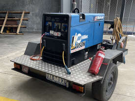 Miller Bobcat 250 Generator Welder - picture0' - Click to enlarge