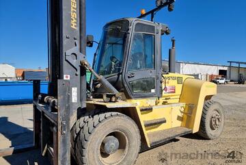 16t Hyster H16.00xm - Low Hours, Great Condition!