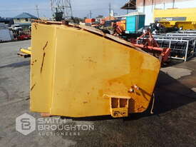 CATERPILLAR 789C FUEL TANK - picture0' - Click to enlarge