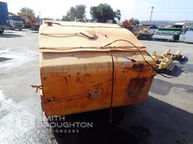 CATERPILLAR 789C FUEL TANK - picture1' - Click to enlarge