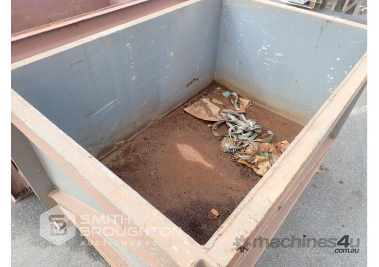 Used 2 X STEEL CRATES Crate Washer in , Listed on Machines4u
