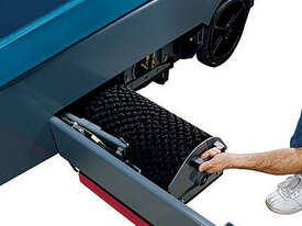 TENNANT - M20 Integrated Ride-on Scrubber-Sweeper - picture2' - Click to enlarge