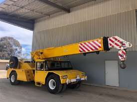 2012 HUMMA UV35-25 PICK AND CARRY CRANE - picture0' - Click to enlarge