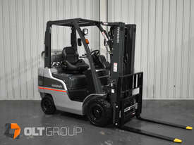 Nissan P1F1A18DU 1.8 Tonne Forklift 4 Functions Sideshift Fork Positioner Container Mast - picture2' - Click to enlarge
