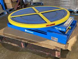 Pneumatic Rotating Pallet Positioner  - load/unload pallets without bending over. - picture0' - Click to enlarge