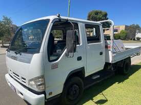 Truck Dual Cab Isuzu 400 4m tray SN1208 EP6219 - picture2' - Click to enlarge