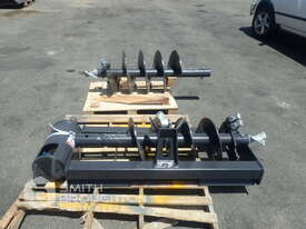 HYDRAULIC AUGER DRIVE ATTACHMENT & 2 X AUGERS TO SUIT SKID STEER LOADER (UNUSED) - picture0' - Click to enlarge