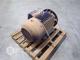 ELEKTRIM SG250M2 55KW INDUCTION MOTOR - picture0' - Click to enlarge