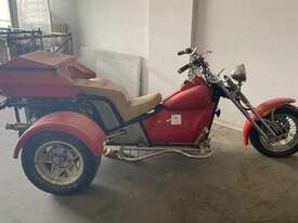 Custom 3 Wheeler - picture0' - Click to enlarge