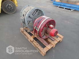 2 X EXTRACTION FANS - picture0' - Click to enlarge