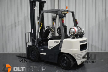 Crown CG30E-3 3 Tonne LPG Forklift 4350mm 2 Stage Mast Solid Tyres 4162 Low Hours