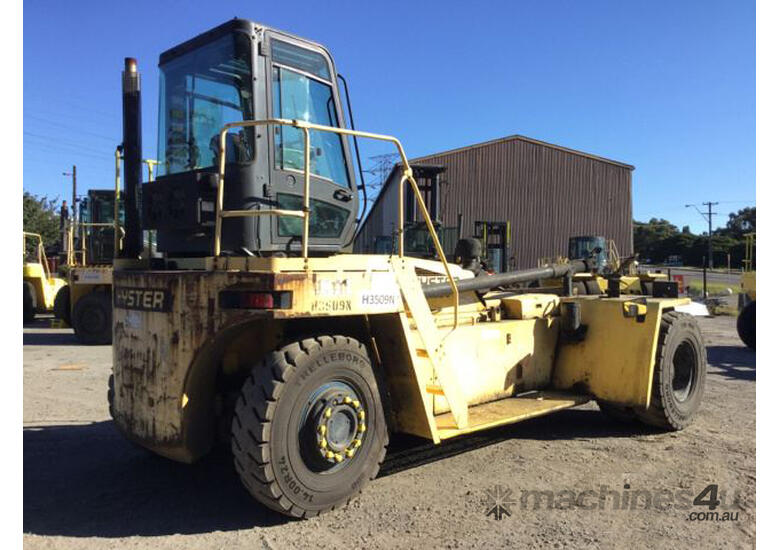 caption 9.0T Diesel Empty Container Handler