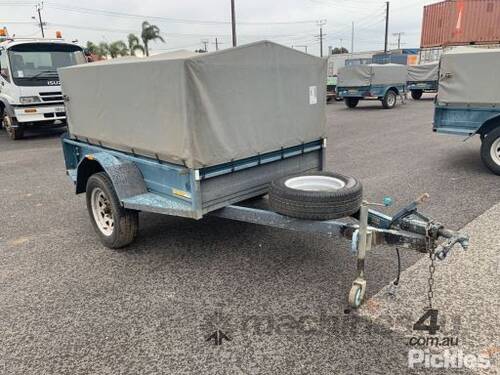2013 Trailers 2000 S5L7A0R