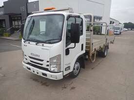 ISUZU NLR - picture0' - Click to enlarge