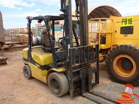 YALE GDP30K FORKLIFT - picture0' - Click to enlarge