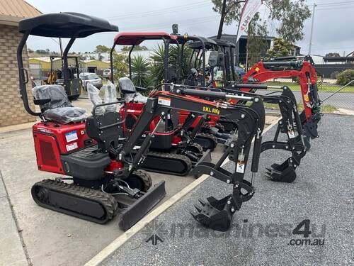 2023 UHI Yanmar Engine UME18 Mini Excavator with 8 Attachments and Swing Boom