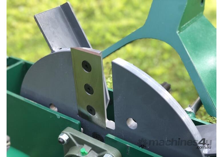 caption Woodland Mills PTO Tractor Driven Wood Chipper – Awarded Buyer’s Choice!