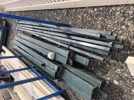 Heavy Duty Sliding Picket Gate + Fencing: Excellent Condition - picture2' - Click to enlarge