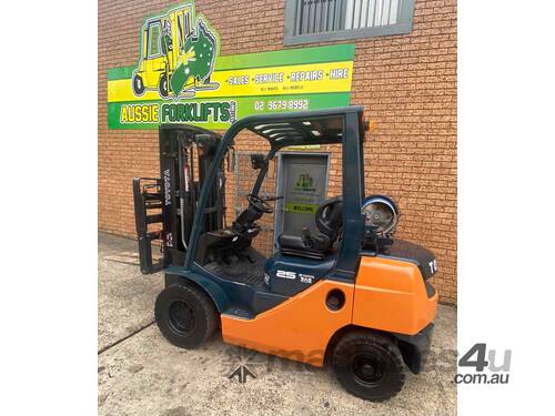 Container Mast Current Model Toyota Forklift