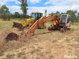 1992 Hitachi EX120-2 - picture0' - Click to enlarge