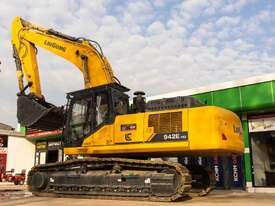 Liugong 942E Excavator with 287HP QSL Cummins engine - picture1' - Click to enlarge