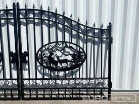 Unused Great Bear 4.2m Bi-Parting Iron Gate - picture0' - Click to enlarge