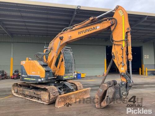 2016 Hyundai Robex 145CR-9 Excavator