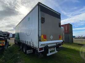 Mitsubishi Fuso - picture1' - Click to enlarge