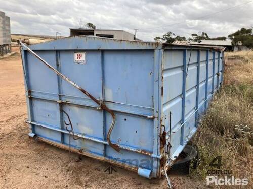 Blue Bin With Cross Auger,

Working Condition Unknown