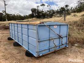 Blue Bin With Cross Auger,

Working Condition Unknown - picture2' - Click to enlarge