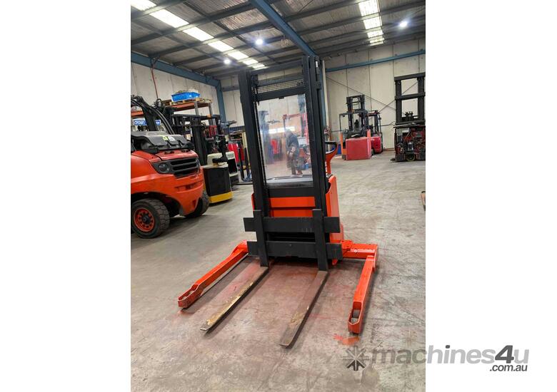 Late Model linde L12 Walkie Stacker Compact 2.9m 1.2ton Great Batt Shop Helper!!