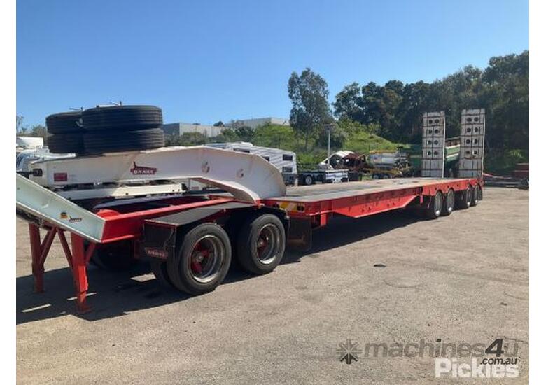 Buy Used 1994 drake 1994 Drake QuadAxle Spread Deck Float Trailer Trailers in , Listed on