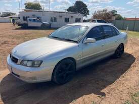 2004 HOLDEN STATESMAN WK SEDAN - picture1' - Click to enlarge