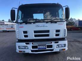 2010 Isuzu CXY 455 Giga Premium Prime Mover Sleeper Cab - picture0' - Click to enlarge