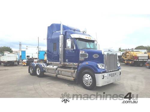 Freightliner Coronado 114