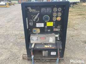 Miller Big Blue Air Pak. Welder-Air Compressor-Generator. Serial: MB030042E, 3912hrs, 240volt, Diese - picture2' - Click to enlarge