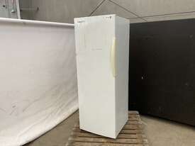 Westinghouse Upright Freezer - picture2' - Click to enlarge