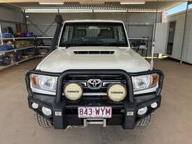 2016 TOYOTA LANDCRUISER GXL UTE - picture0' - Click to enlarge