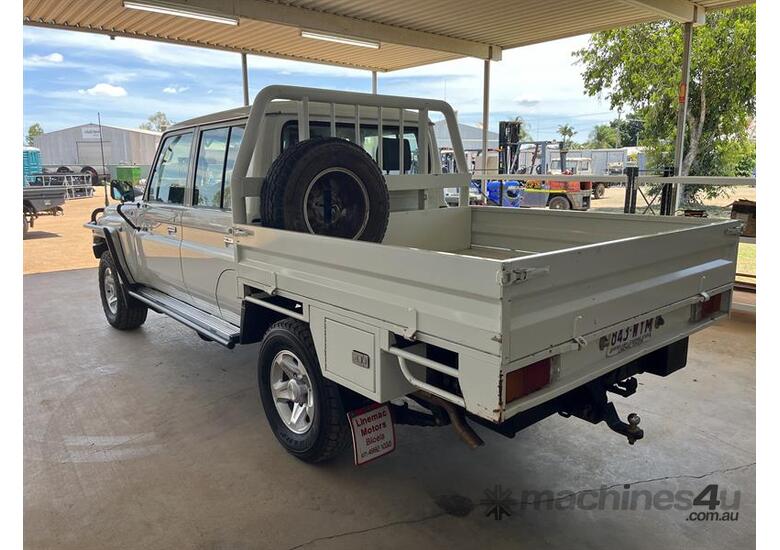 Buy Used 2016 Toyota 2016 TOYOTA LANDCRUISER GXL UTE Utes in , - Listed ...