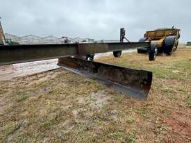 Tow Behind Grader - picture0' - Click to enlarge