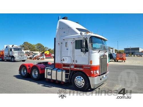 Kenworth K104