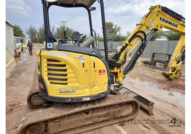 caption 2021 YANMAR VIO30-6B EXCAVATOR AND 4.5T PLANT TRAILER COMBO U4644 U4644