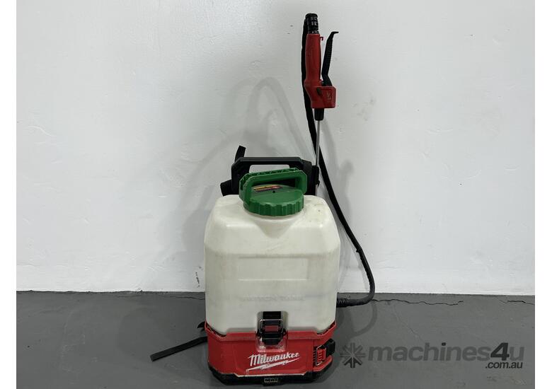 Used milwaukee Milwaukee Cordless Backpack Sprayer Backpack Sprayer in