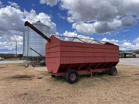 R&N 25T FIELD BIN w AUGER  - picture2' - Click to enlarge
