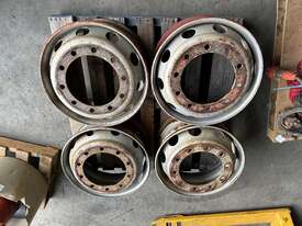 4 x Truck Rims - picture2' - Click to enlarge