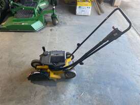 Victa Tilt-A-Cut 2 Stroke 160cc Power Edger - picture0' - Click to enlarge