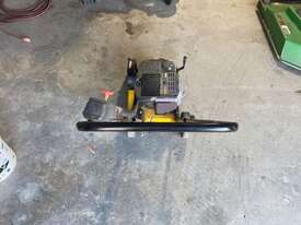 Victa Tilt-A-Cut 2 Stroke 160cc Power Edger - picture1' - Click to enlarge