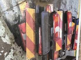 Pallet Of Truck Tail Lights - picture0' - Click to enlarge