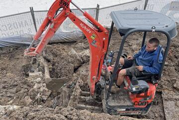 ABS 1000mm Mud Bucket | 1-2 Tonne