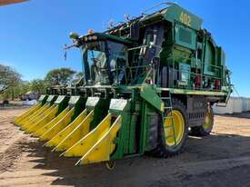 2017 JOHN DEERE CP690 COTTON PICKER - picture0' - Click to enlarge